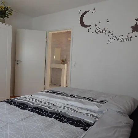 Ferienhaus Ommy Mehrwein 아파트