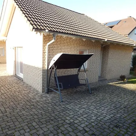 Ferienhaus Ommy Mehrwein *